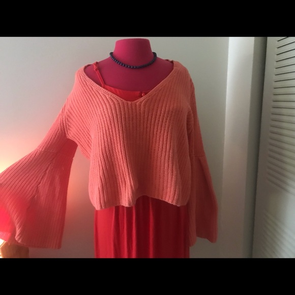 Free People Cropped Sweater M Wide Sleeves - Picture 2 of 6